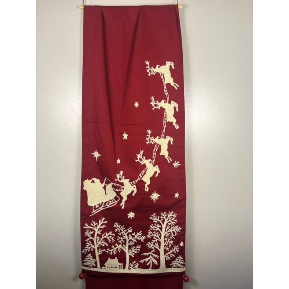 Pottery Barn Red Christmas Table Runner Santa Reindeer Crewel Embroidered 108x18 - Picture 7 of 10